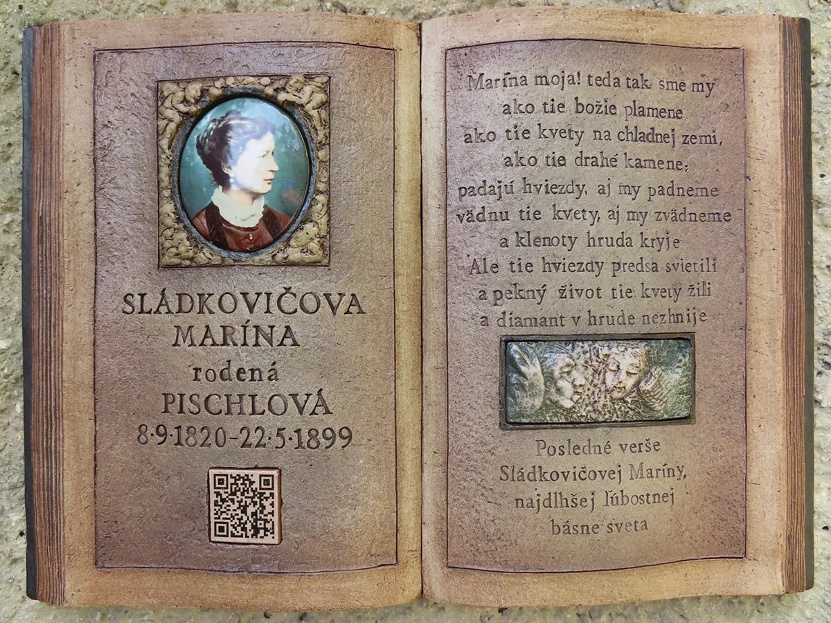 QR kód - infotabuľa na múre pri hrobe Maríny v Banskej Štiavnici