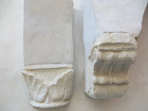 Námestie sv. Trojice 14 - nádvorie (detail)