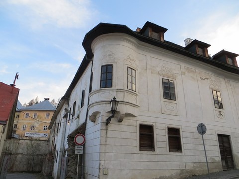 Radničné námestie 9