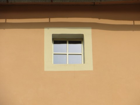 Detail okna domu č. 12