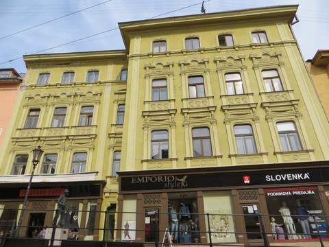 Fasáda domu č. 14