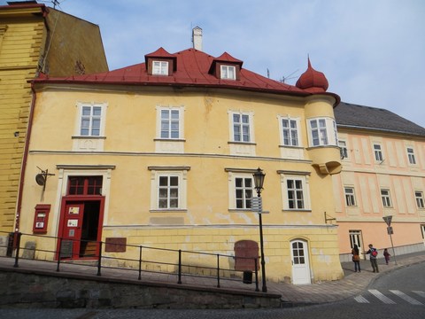 Fasáda domu č. 18