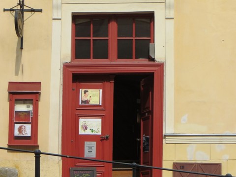 Vstupný portál domu č. 18