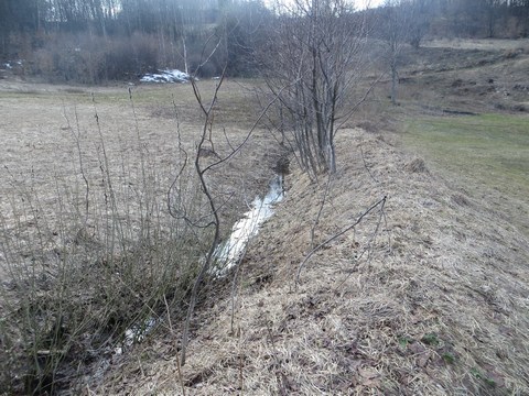 Prívodný jarok pod kalvárskym vrchom